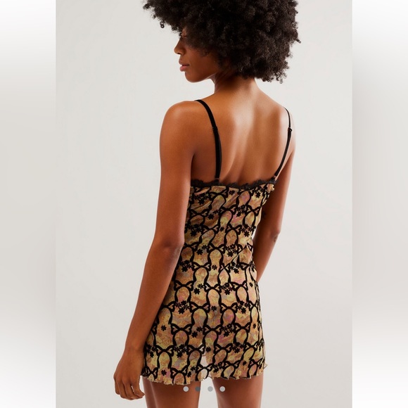 Free People Lace and Bows Mini Slip size Medium NWT - Picture 6 of 16